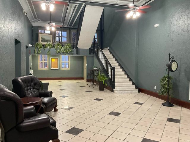 112 W Washington Blvd Apt 319, Fort Wayne, IN 46802