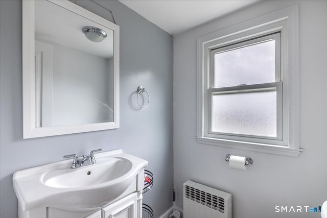 35 Cove Street, West Haven, CT 06516
