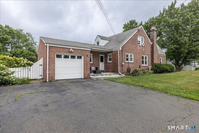 35 Cove Street, West Haven, CT 06516