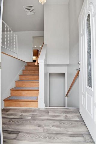 2130 Oakwood Lane, Pueblo, CO 81005