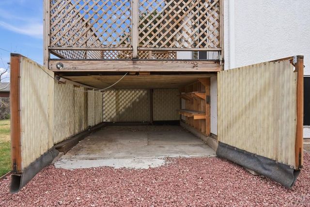 2130 Oakwood Lane, Pueblo, CO 81005