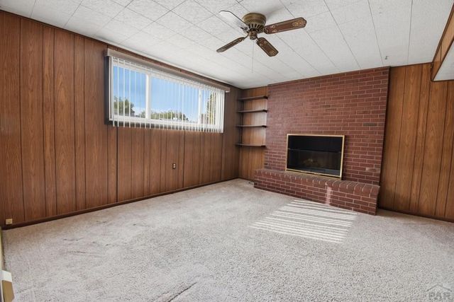 2130 Oakwood Lane, Pueblo, CO 81005