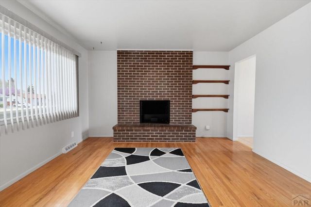 2130 Oakwood Lane, Pueblo, CO 81005