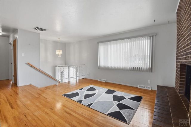 2130 Oakwood Lane, Pueblo, CO 81005