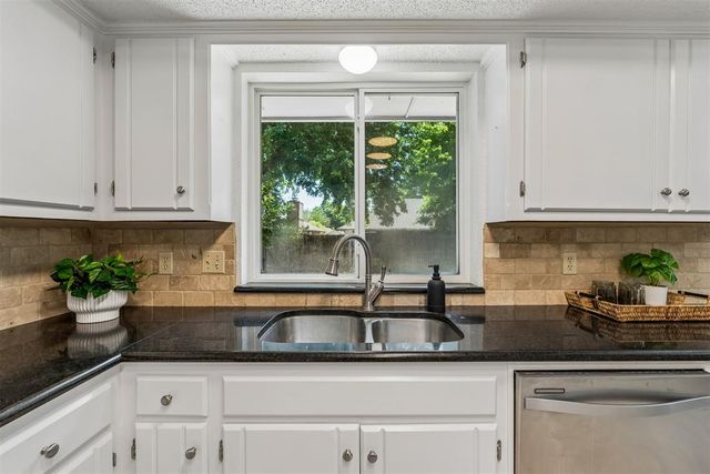 1224 Morrison Trail, Edmond, OK 73012
