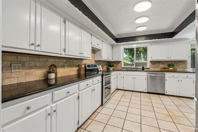 1224 Morrison Trail, Edmond, OK 73012