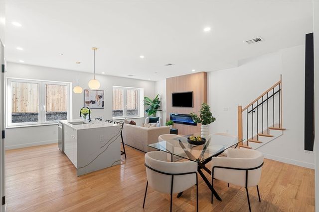 122 Washington St Twenty-two, Weymouth, MA 02188