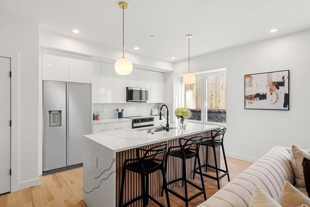 122 Washington St Twenty-two, Weymouth, MA 02188