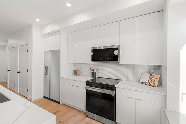 122 Washington St Twenty-two, Weymouth, MA 02188