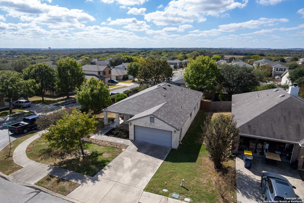 145 Stream Crossing, Cibolo, TX 78108