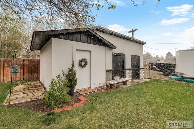 218 S Teton Avenue, Sugar City, ID 83448