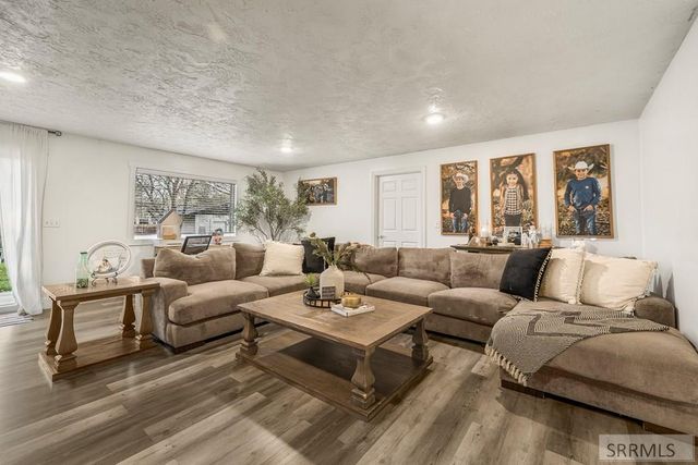 218 S Teton Avenue, Sugar City, ID 83448