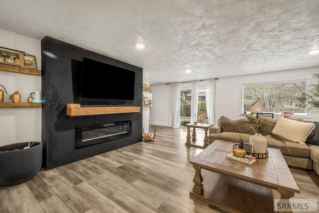 218 S Teton Avenue, Sugar City, ID 83448