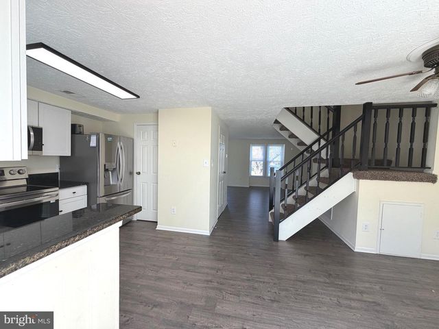 4715 STILL PL, Woodbridge, VA 22193