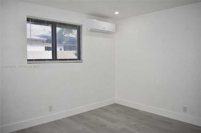 900 NW 8th Ave 3, Pompano Beach, FL 33060