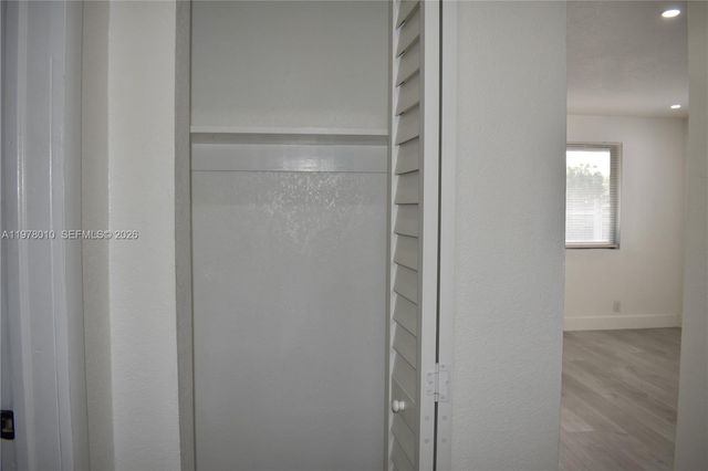 900 NW 8th Ave 3, Pompano Beach, FL 33060