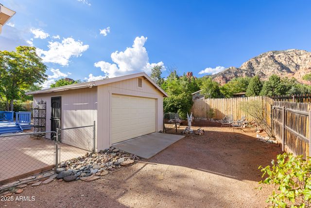 2820 Raven Road, Sedona, AZ 86336