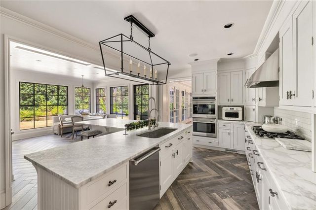 3540 Tuxedo Road NW, Atlanta, GA 30305