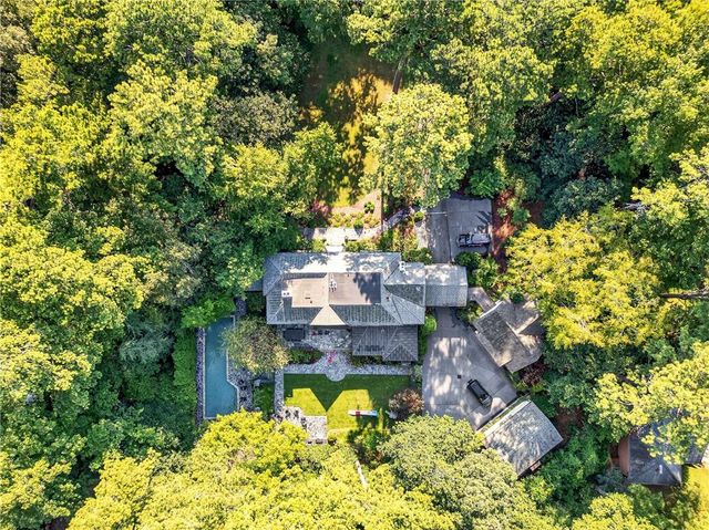 3540 Tuxedo Road NW, Atlanta, GA 30305