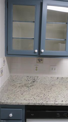 1671 Monterry PL, Newport News, VA 23608