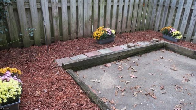 1671 Monterry PL, Newport News, VA 23608