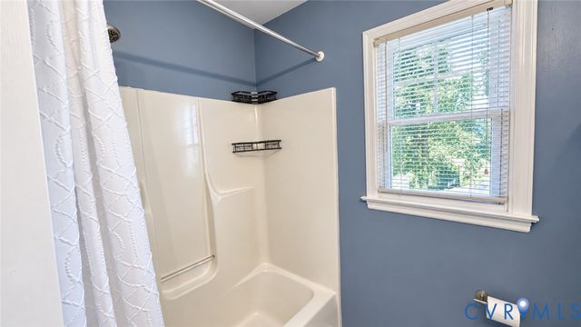 10501 Surry Rd, Chester, VA 23831