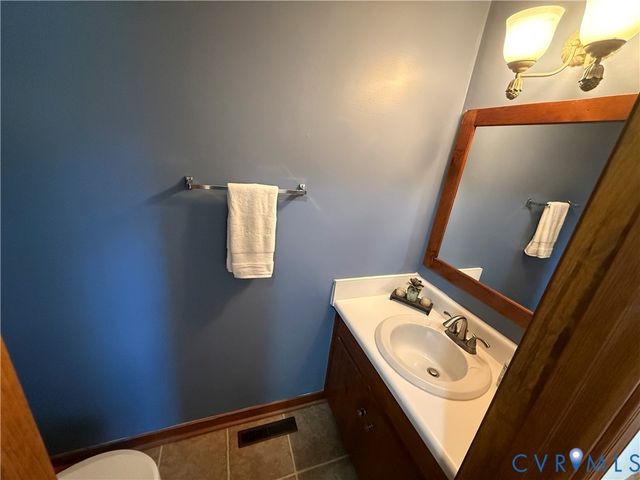 10501 Surry Rd, Chester, VA 23831