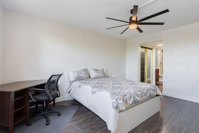 7000 NW 17th Street 419, Plantation, FL 33313