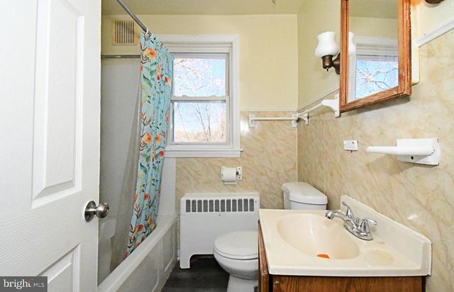 2721 COWPATH RD, Hatfield, PA 19440