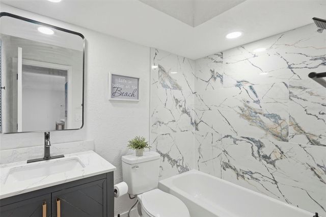 2549 OAKLEAF LANE 36C, Clearwater, FL 33763