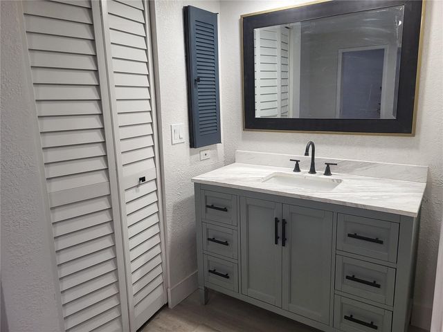 2549 OAKLEAF LANE 36C, Clearwater, FL 33763