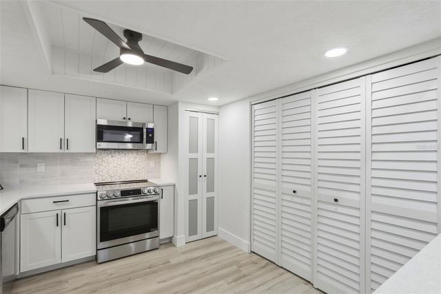 2549 OAKLEAF LANE 36C, Clearwater, FL 33763