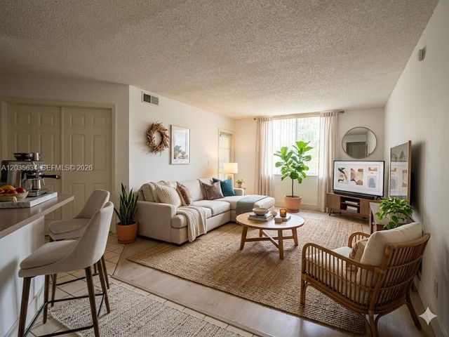 4035 W Mcnab Road F203, Pompano Beach, FL 33069