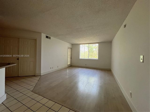 4035 W Mcnab Road F203, Pompano Beach, FL 33069