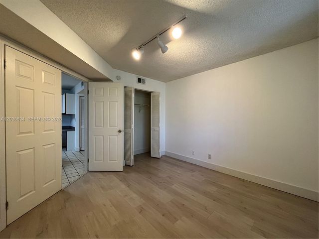4035 W Mcnab Road F203, Pompano Beach, FL 33069