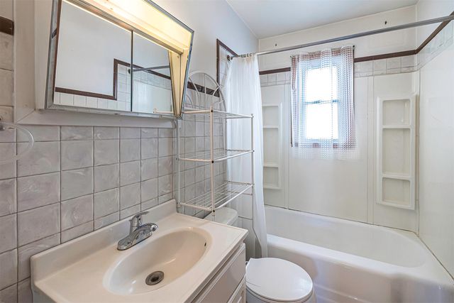 3104 GERMAN Street, Erie, PA 16504