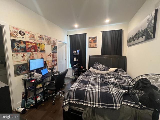 1824 RIDGE AVE, Philadelphia, PA 19130