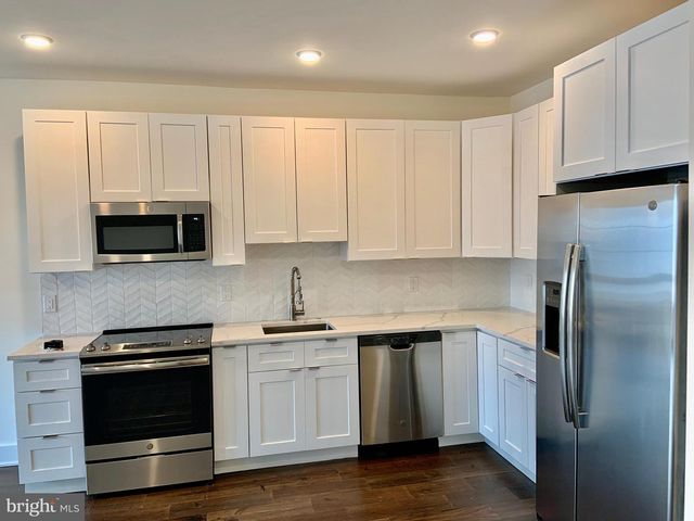 1824 RIDGE AVE, Philadelphia, PA 19130