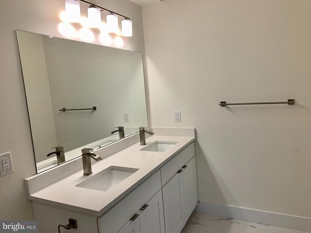 1824 RIDGE AVE, Philadelphia, PA 19130