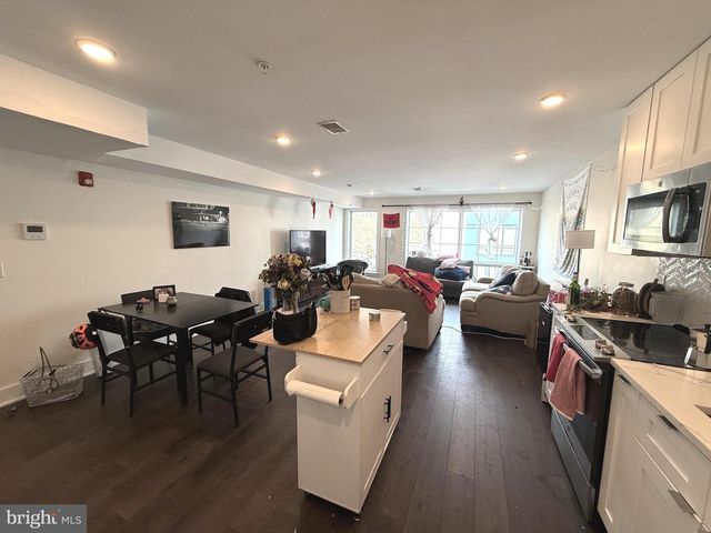 1824 RIDGE AVE, Philadelphia, PA 19130