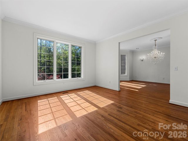 3 Fir Tree Lane, Asheville, NC 28803