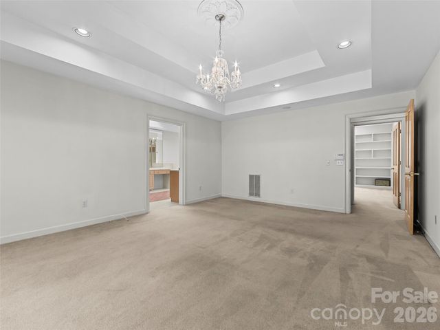 3 Fir Tree Lane, Asheville, NC 28803