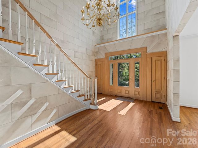 3 Fir Tree Lane, Asheville, NC 28803