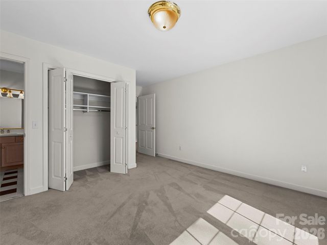 3 Fir Tree Lane, Asheville, NC 28803