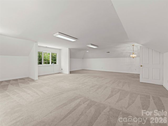 3 Fir Tree Lane, Asheville, NC 28803