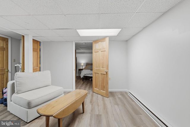 300 OAKBROOK DR, Felton, PA 17322