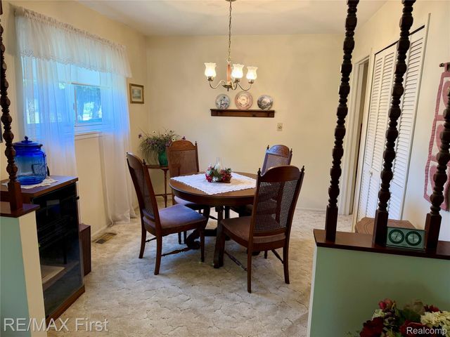 25886 Masch Avenue, Warren, MI 48091