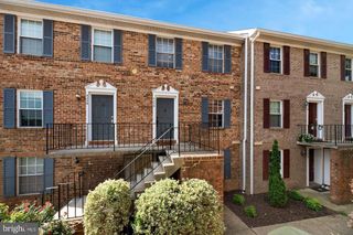 935 S ROLFE ST #2, Arlington, VA 22204