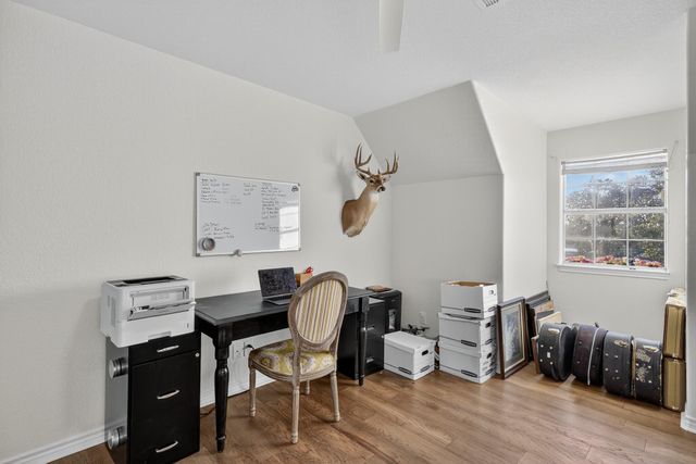 435 Oxbow TRL, Marble Falls, TX 78654