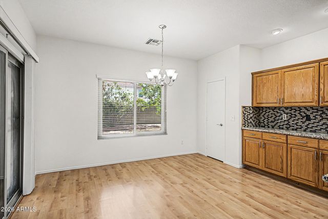 2073 E HAWKEN Way, Chandler, AZ 85286